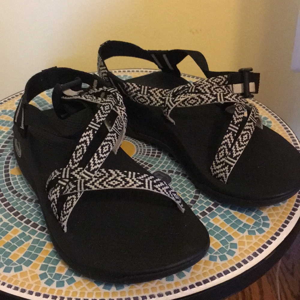 Chacos women’s size 6